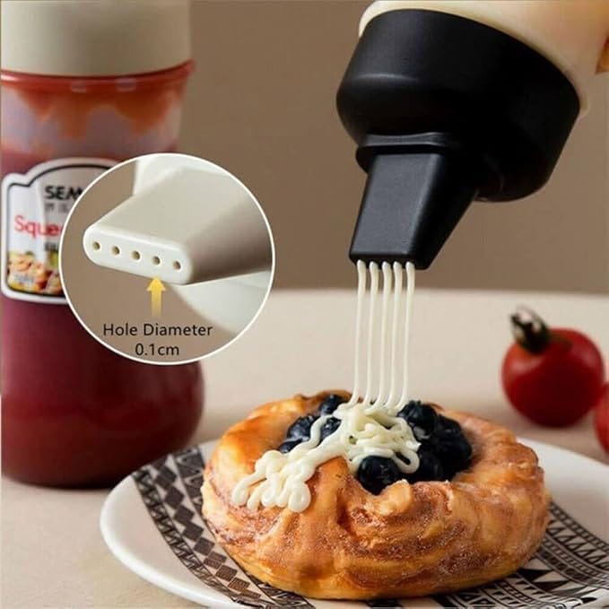 KIT & CO Porous Squeeze Bottle Condiment Bottles Hot Sauce Dispenser Refillable Five Hole Container with Lid Squirt Bottle Sauce Dispenser Ketchup Bottle