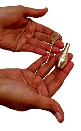 Mii Art brass surmedani with surma use in eye's muckap(size-8cm) pack of 1 pcs.