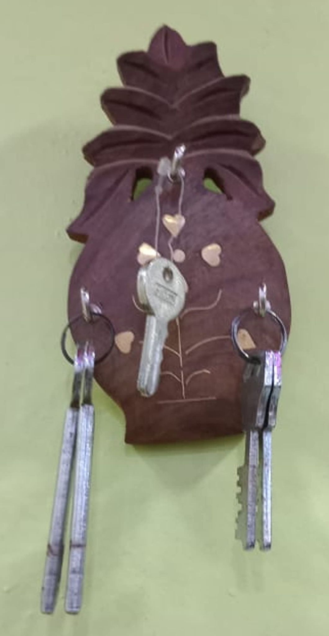 Mii Art Wooden Key Holder Pine Apple Shape 3 Hook (Size-16 x 9 Cm Small) Pack of 1Pcs..