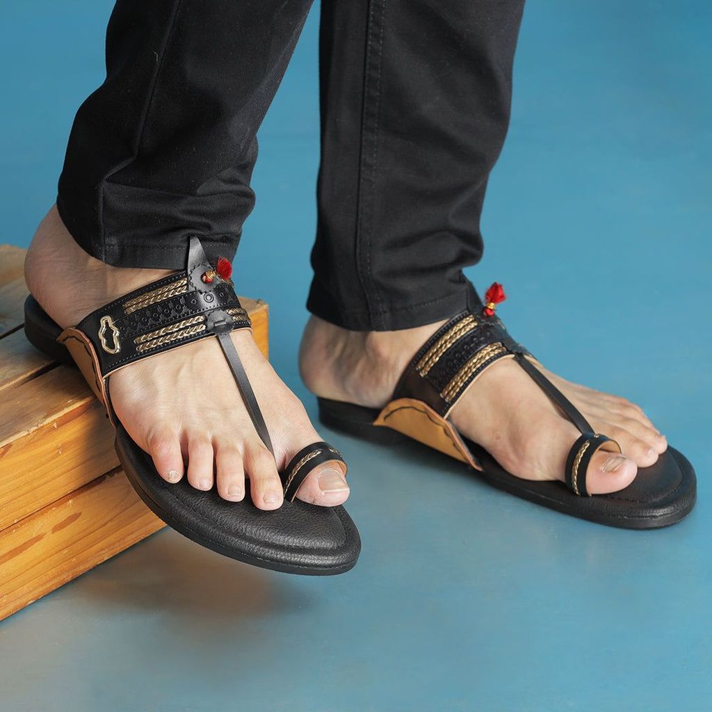 Elegant Men Royal Black Handmade Leather Sandals 2025 at ShopCircuit | ONDC