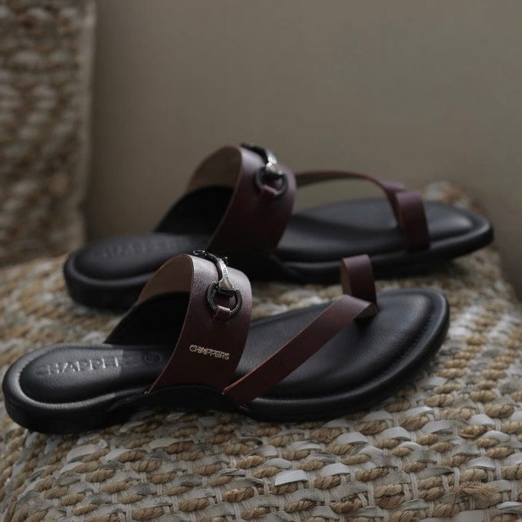 Best Men Hunter - Burgundy/Black Leather Sandals 2025 at ShopCircuit | ONDC