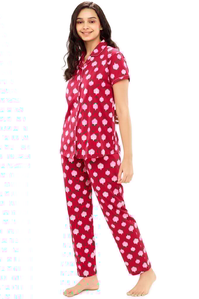 ZEYO Women's Cotton Navy Blue Leaf Printed Night suit set