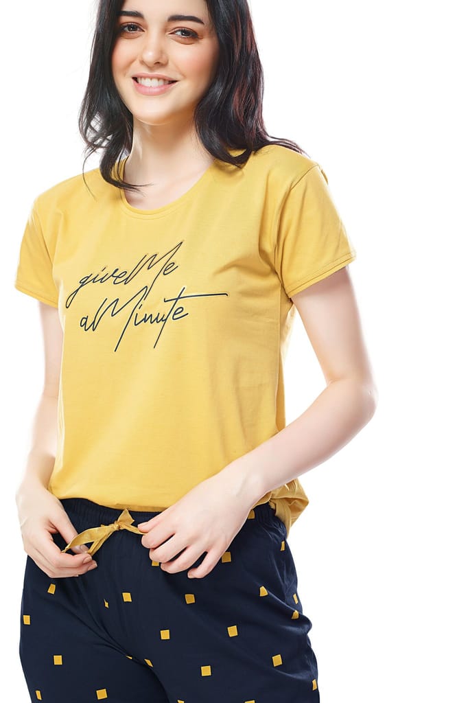 ZEYO Women's Cotton Peach Square Printed Stylish Night suit set