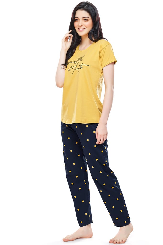 ZEYO Women's Cotton Peach Square Printed Stylish Night suit set