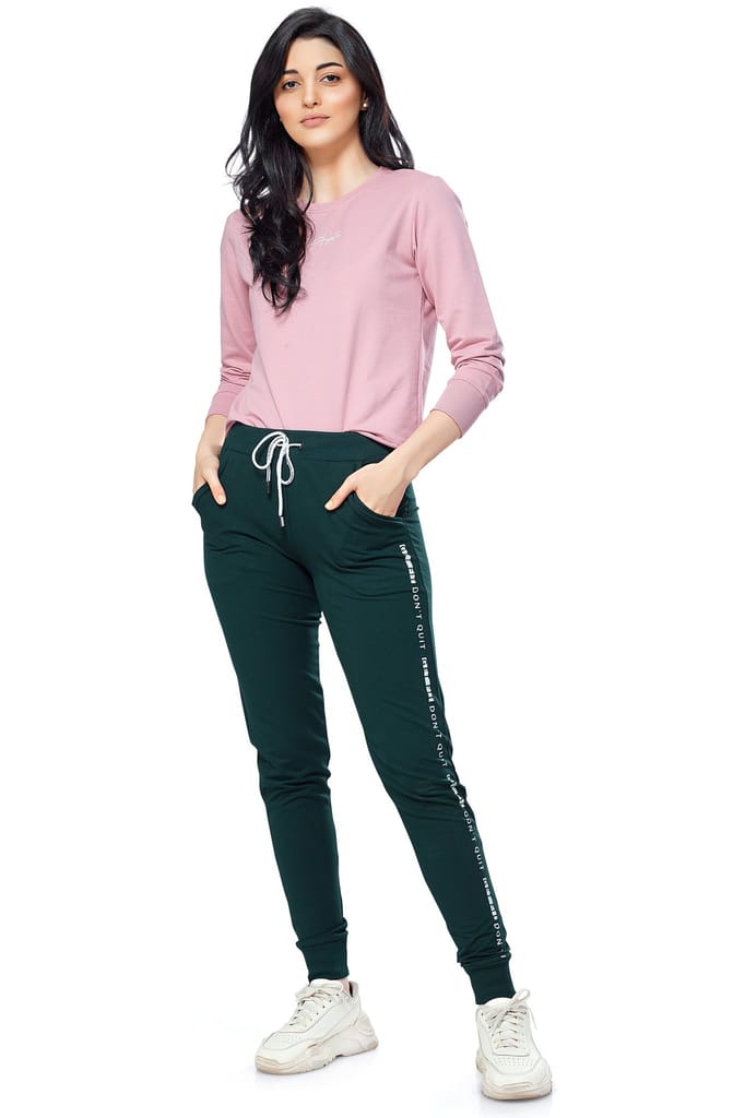 ZEYO Women's Joggers Typography Green Regular Fit Track Pant