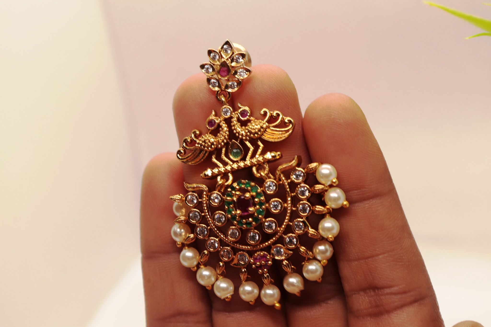  Stunning antique gold plated peacock pearl earrings