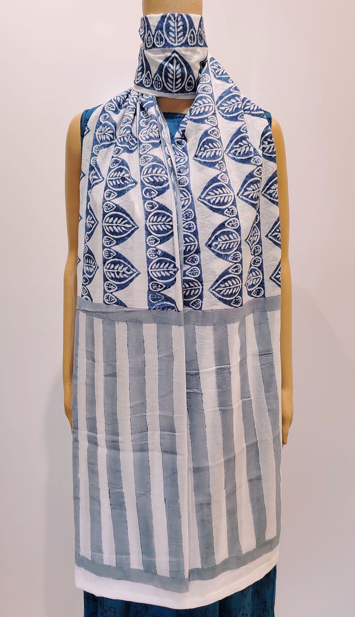 Indigo Leaf Print Dupatta