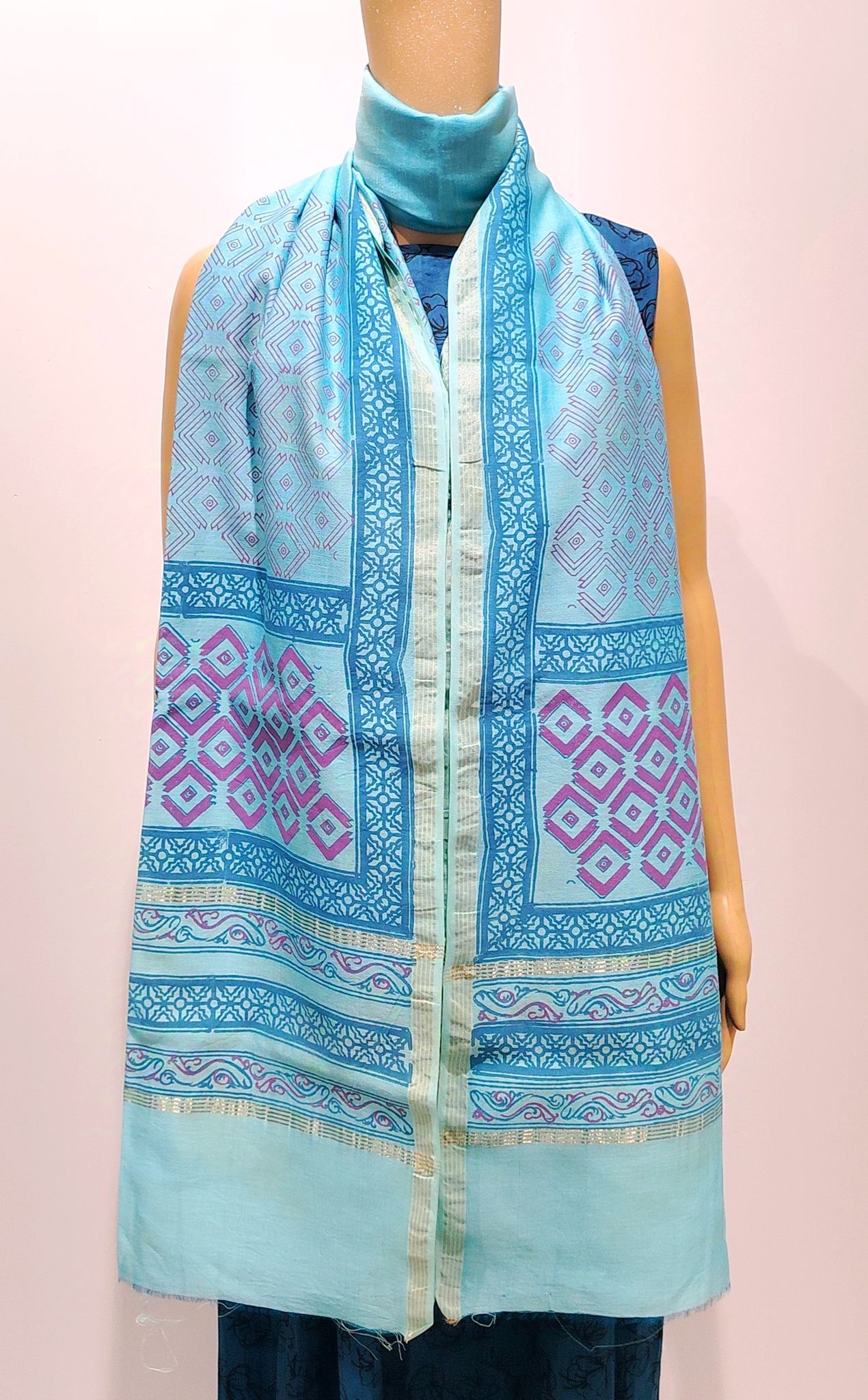 Aasmani Chanderi Dupatta