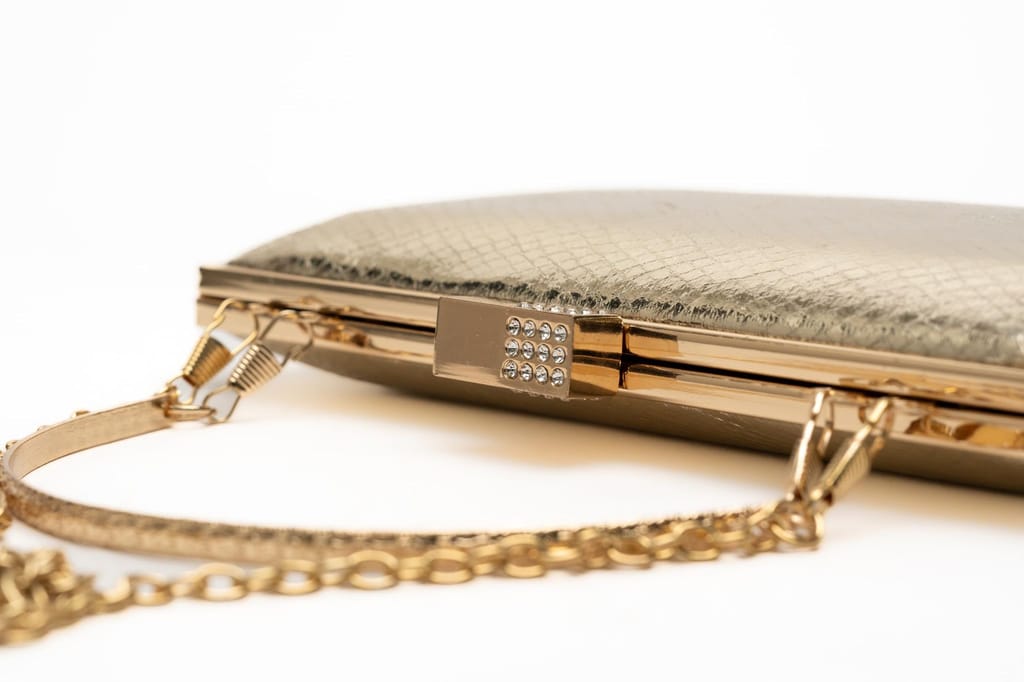 Vdesi Glimmering Gold Clutch