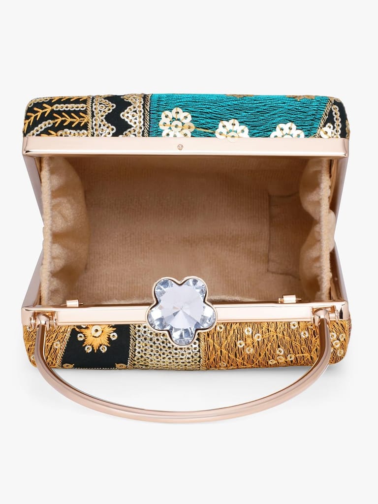 Vdesi Green Embroidery Clutch