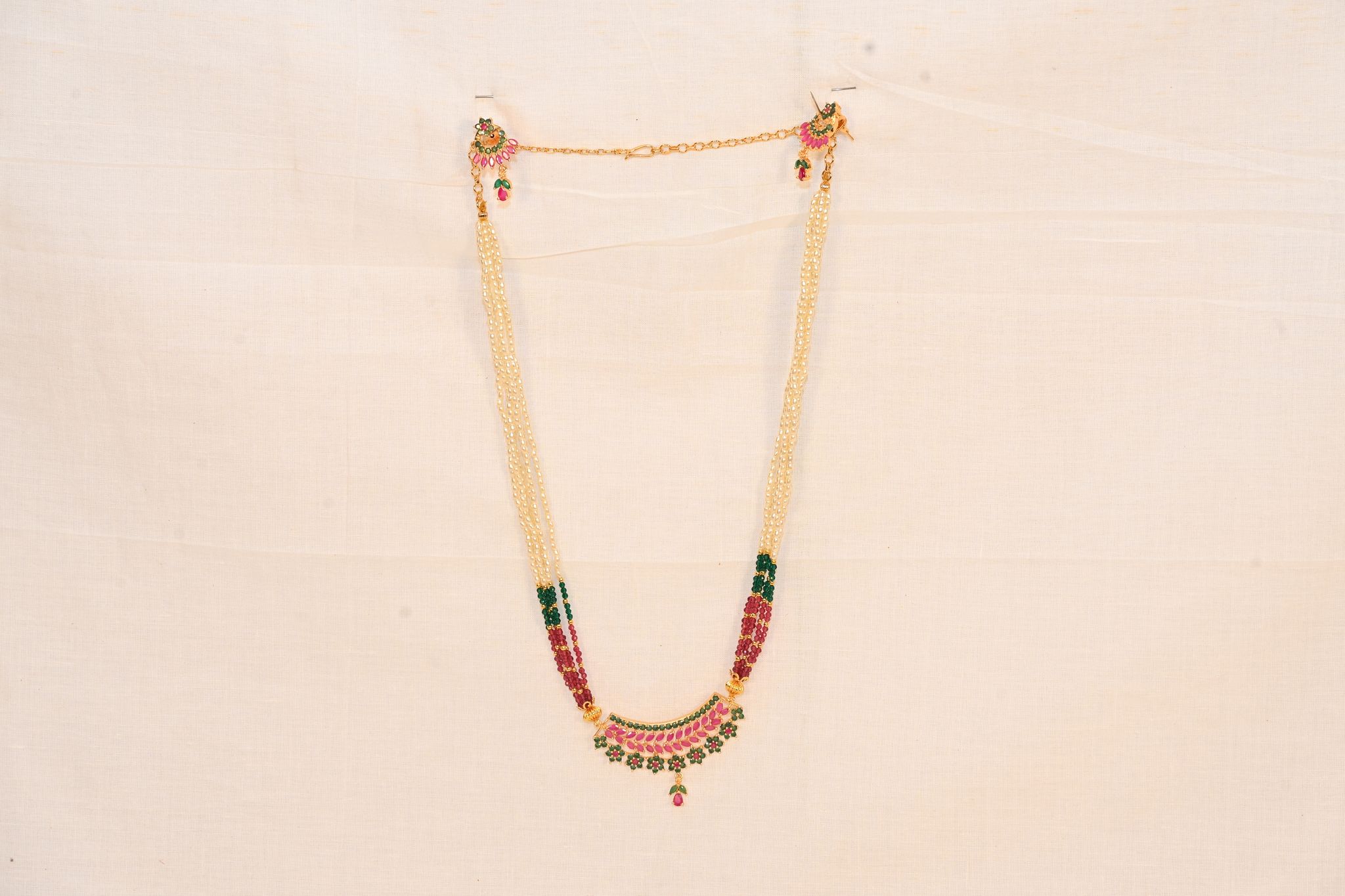 "Stunning Pearl and Gold Necklace Set