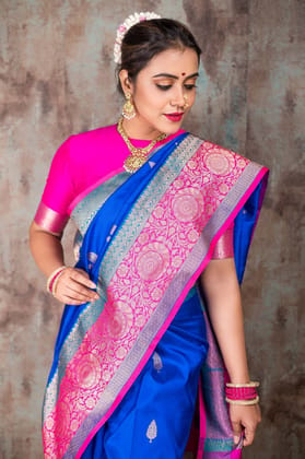 Traditional Banarsi Katan Saree with Contrast Pallu - Atulya Karigari Traditional Banarsi Katan Saree with Contrast Pallu - Atulya Karigari