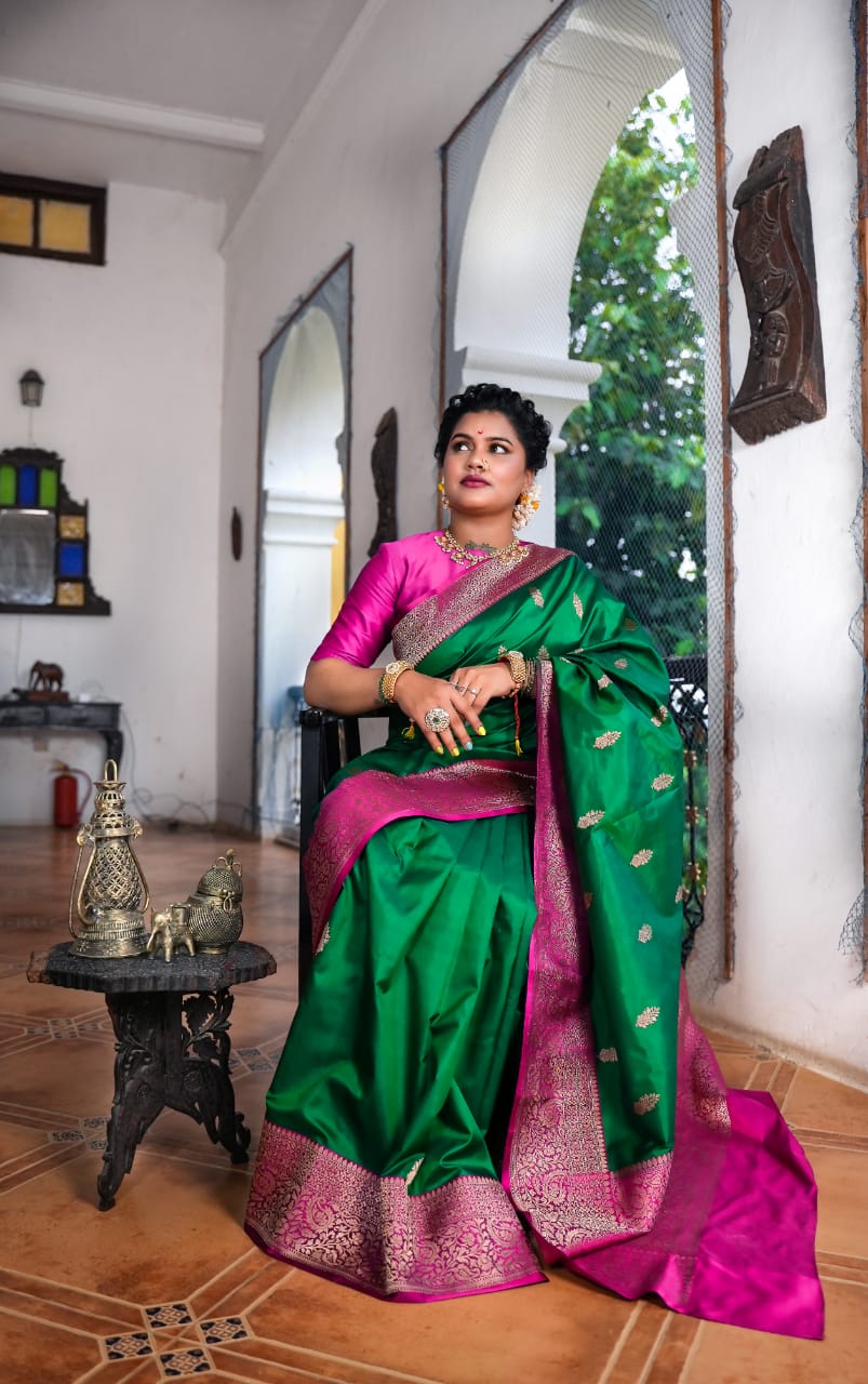 Banarsi Silk Saree with Floral Motifs and Contrast Border - Atulya Karigari