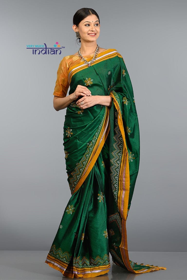 Traditional Khun – Cotton Resham Handwoven Saree (Green with Kashida Work)