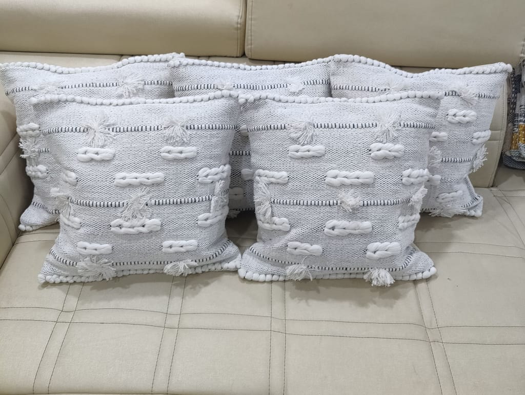 BulkySanta handtufted Cotton Cushion Covers for Sofa, 16 in x 16 in (White Knotted)