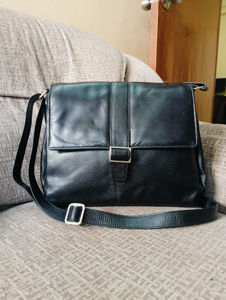 Elegant Multi-Compartment Leather Satchel – Black - Handbags | Buy online on ZillyBuy