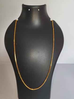 **Product Title:**Gold  plated Box Chain Necklace for Men and Women, 18 Inches