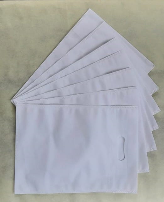 D Cut 10x14 (100 Pcs) Non-Woven Carry Bags