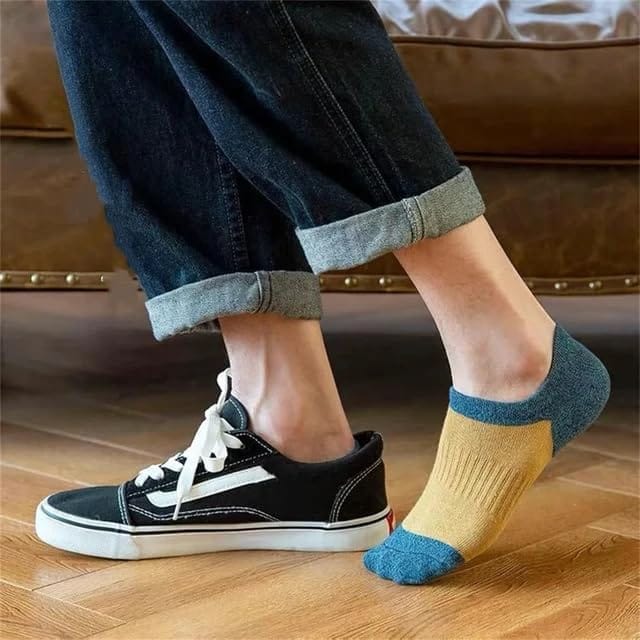 Sockscarving Pack of 5 Calf Length Socks, Bold Women Edition, Made With Durable & Breathable Cotton, Free Size, Suitable for all Season, Soft & Breathable, Daily Use