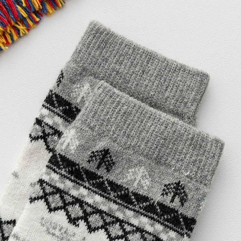 Sockscarving Pack of 5 Calf Length Socks, New Reindeer Unisex Edition, Made With Durable & Breathable Cotton, Free Size, Suitable for all Season, Soft & Breathable, Daily Use