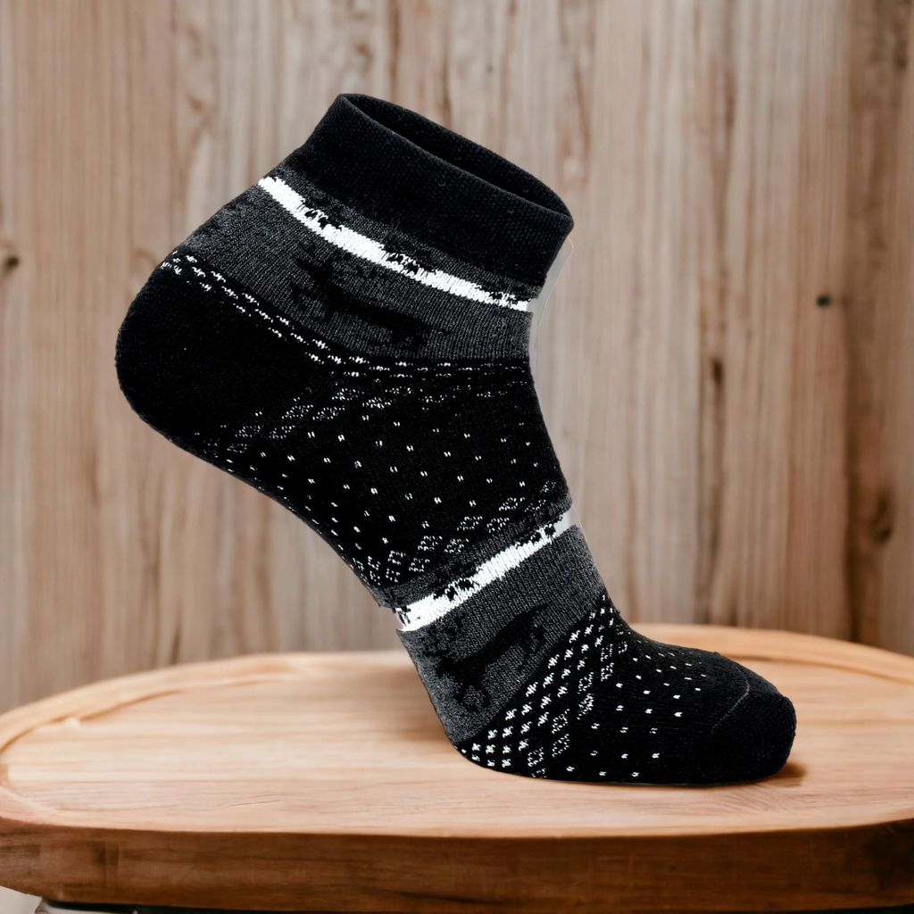 Sockscarving Pack of 4 Ankle Length Socks, Reindeer Edition, Made With Durable & Breathable Cotton, Free Size, Suitable for all Season, Soft & Breathable, Daily Use