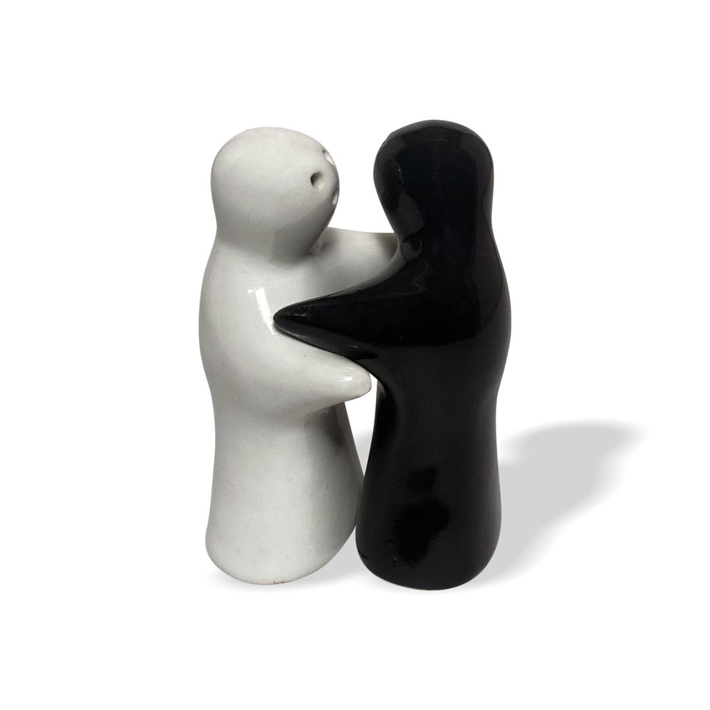 Ceramic Dining Hugging Couple Ceramic Salt & Pepper Shaker