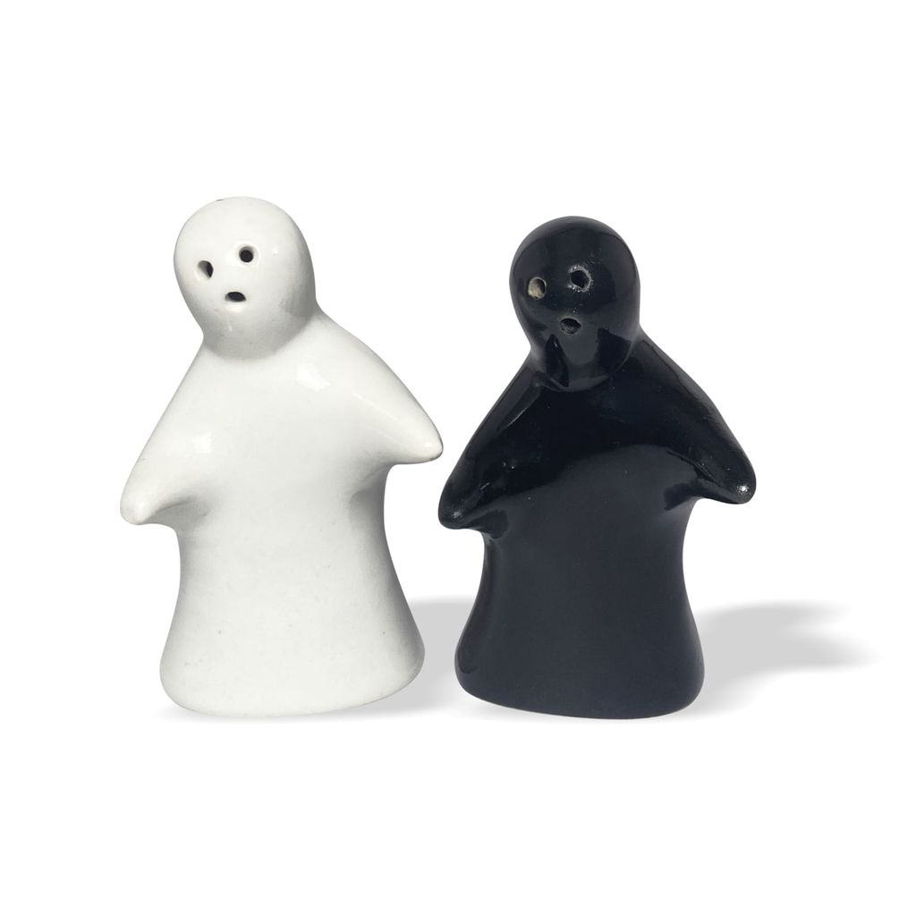 Ceramic Dining Hugging Couple Ceramic Salt & Pepper Shaker