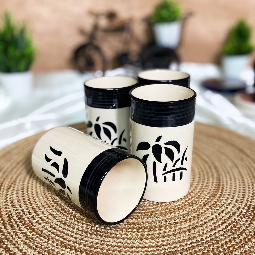 Ceramic Dining Glossy Black & White Ceramic Glasses Set of 4