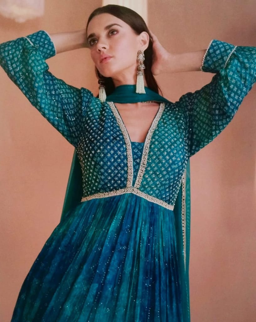 Premium Women Women's Blue Floral Printed Long Sleeve Maxi Dress 2025 at ShopCircuit | ONDC