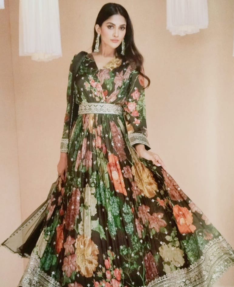 Latest Women Women's Floral Print Maxi Dress with V-Neck and Long Sleeves 2025 at ShopCircuit | 
