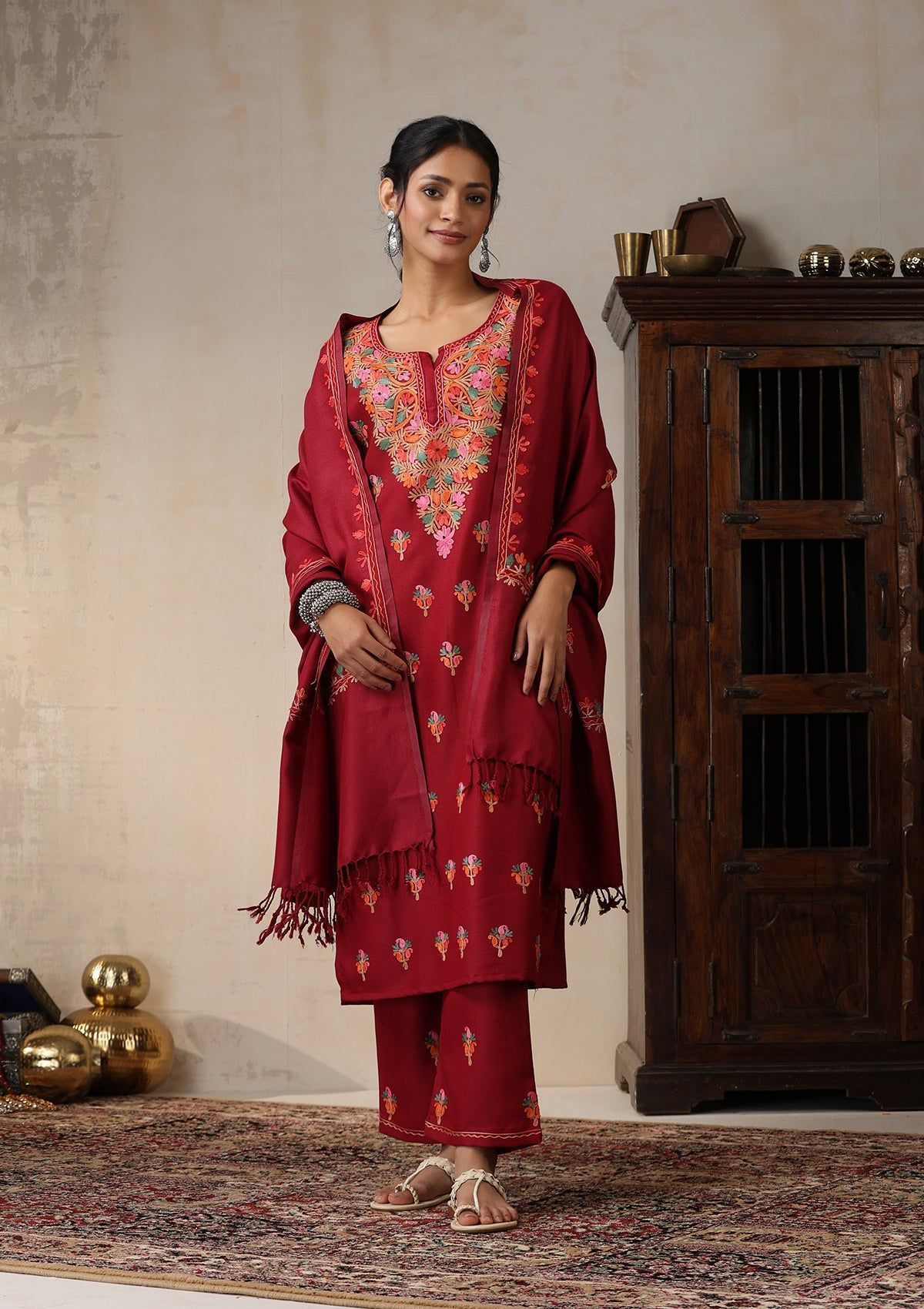 HOC Crafts Woollen Aari Embroidered Solid Women's 3 PC Long Kurta Set with Dupatta - Maroon