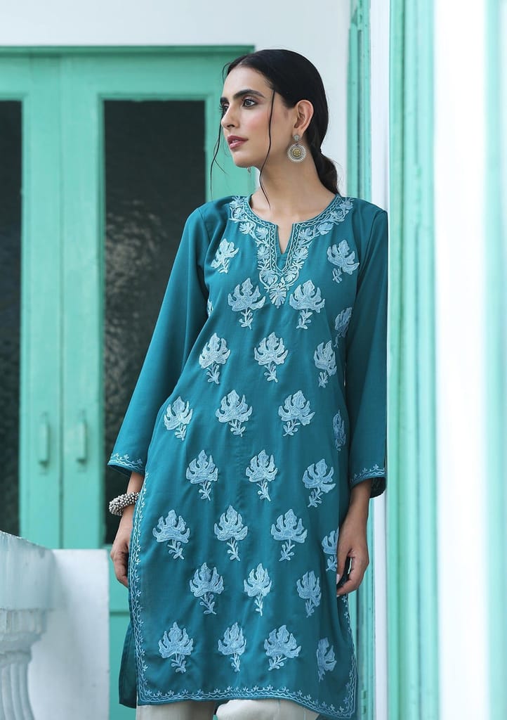 HOC Crafts Aari Embroidered Cotton Solid Women's Long Kurta - Green