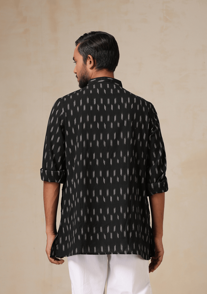 HOC Crafts Ikkat Cotton Solid Men's Short Kurta - Black