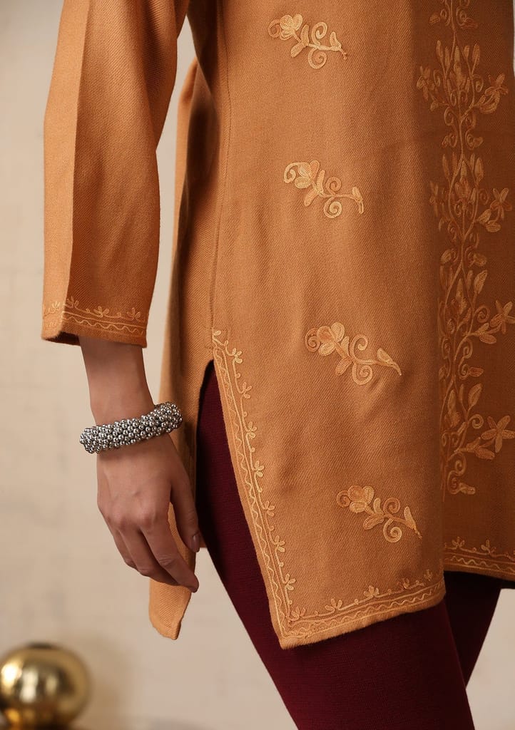 HOC Crafts Aari Embroidered Woollen Solid Women's Short Kurta - Rust