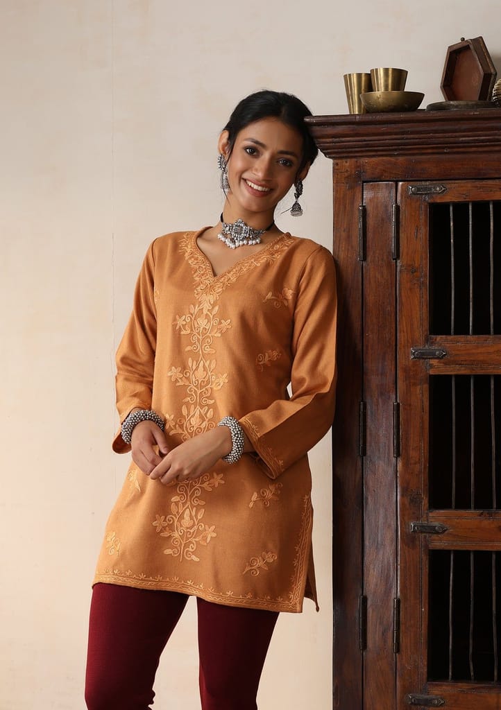 HOC Crafts Aari Embroidered Woollen Solid Women's Short Kurta - Rust