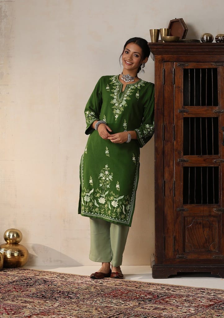 HOC Crafts Aari Embroidered Woollen Solid Women's Long Kurta -Green