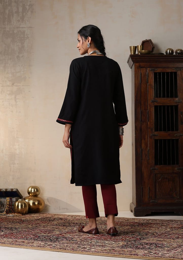 HOC Crafts Aari Embroidered Woollen Solid Women's Long Kurta - Black
