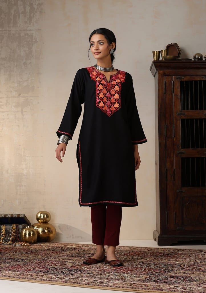 HOC Crafts Aari Embroidered Woollen Solid Women's Long Kurta - Black