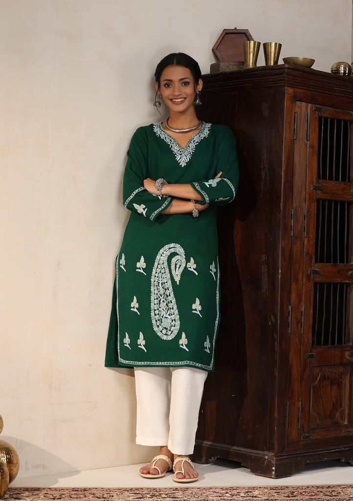 HOC Crafts Aari Embroidered Woollen Solid Women's Long Kurta - Green