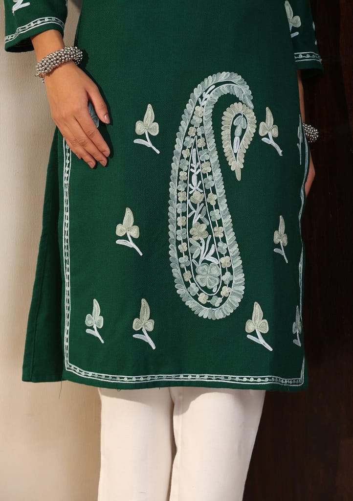 HOC Crafts Aari Embroidered Woollen Solid Women's Long Kurta - Green