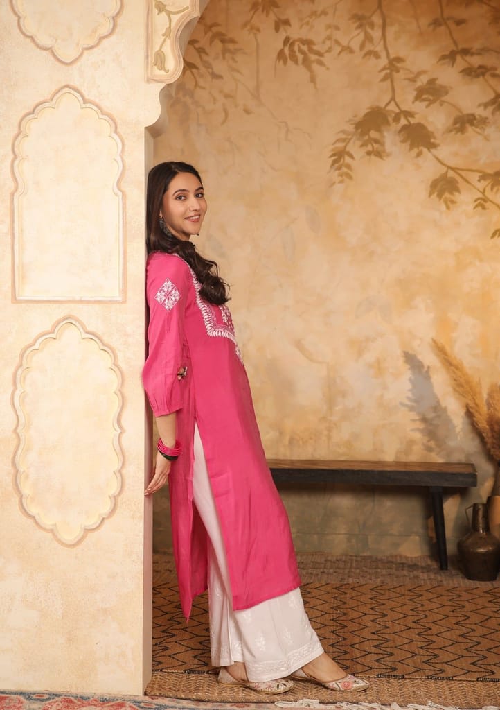 Chanderi Chikankari Solid Women's Long Kurta - Pink