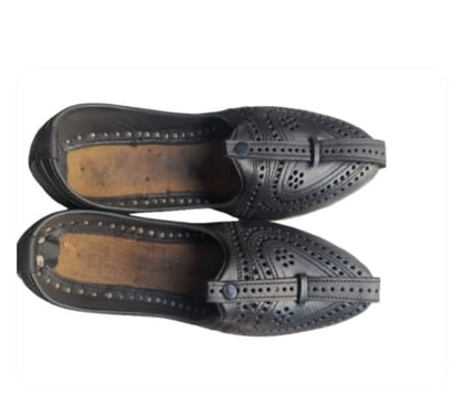Black Leather Mojari For Men
