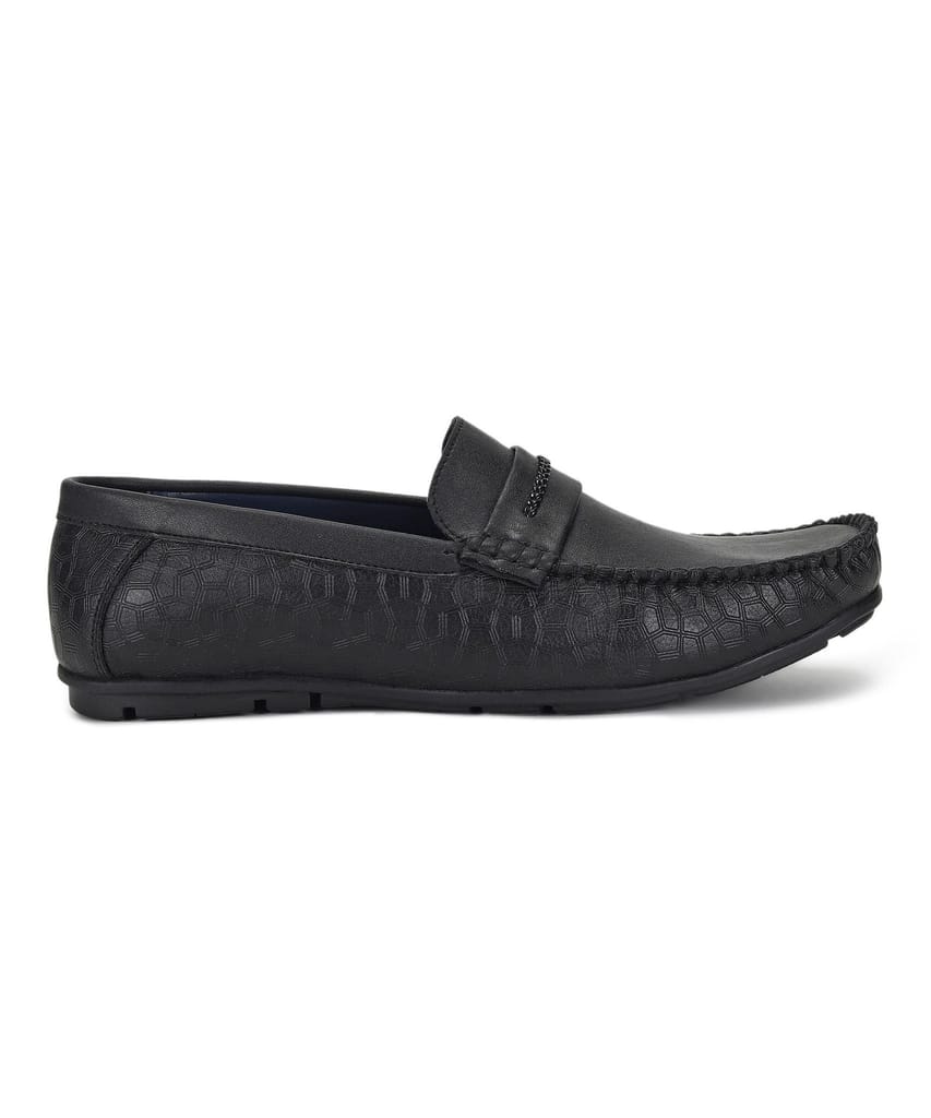Elegant Men Stylish & Comfortable Cushioned Loafers 2025 at ShopCircuit | ONDC
