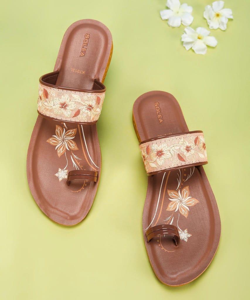 Trendy Women Paragon PUK7013L Stylish Lightweight Comfortable Casual Sandals for Women 2025 at S