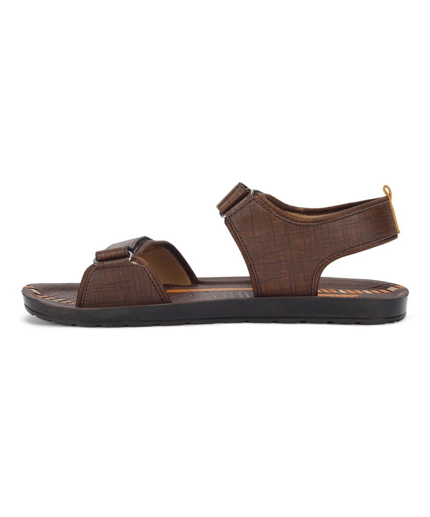 Latest Men Paragon PUK2227G Comfortable Lightweight Outdoor Casual Dailywear Velcro Sandals 2025