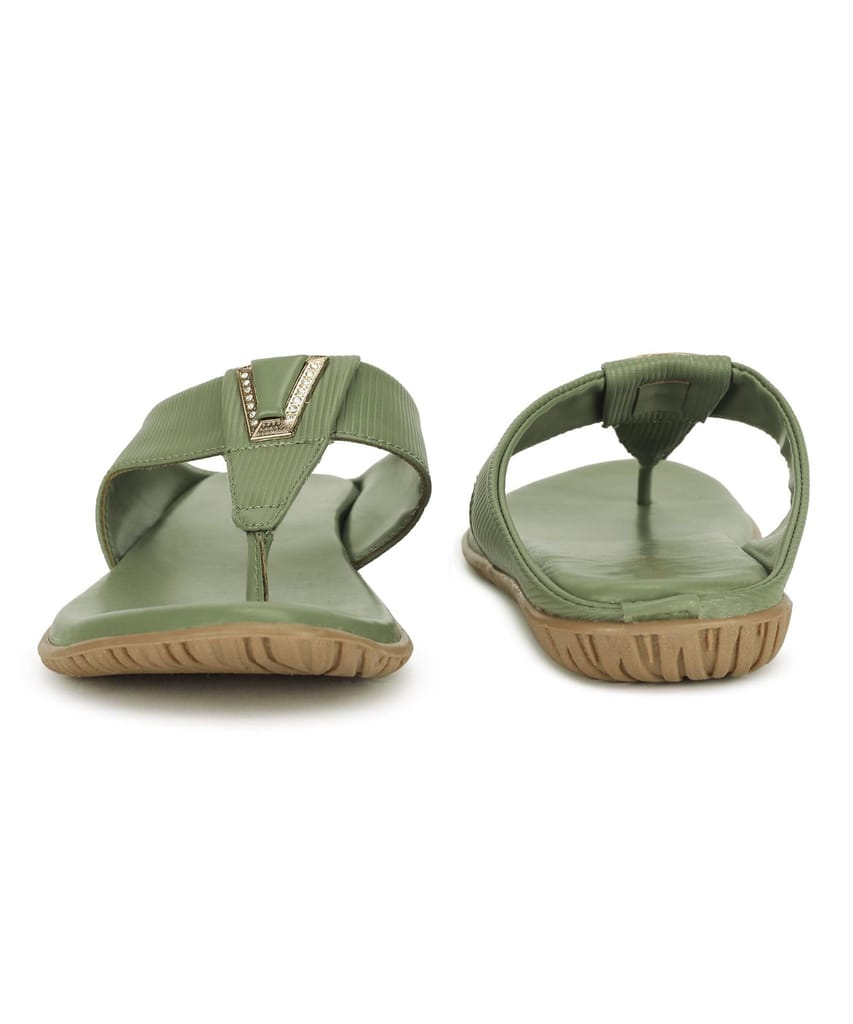 Sophisticated Women Paragon Stylish, Lightweight Dailywear Casual Sandals for Women 2025 at Shop