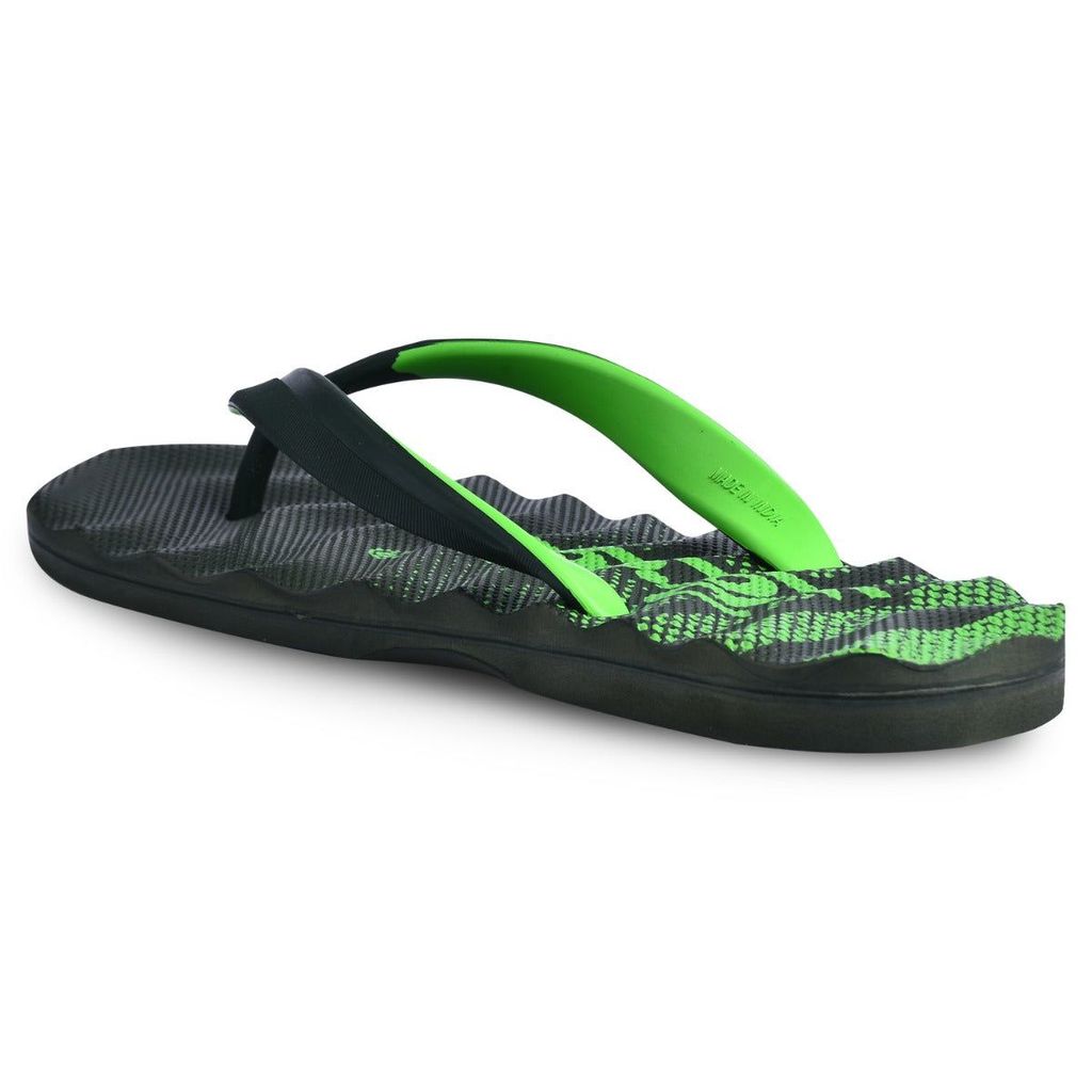 Top Men Paragon Lightweight Textured Olive Green Casual Flip Flops for Men 2025 at ShopCircuit |
