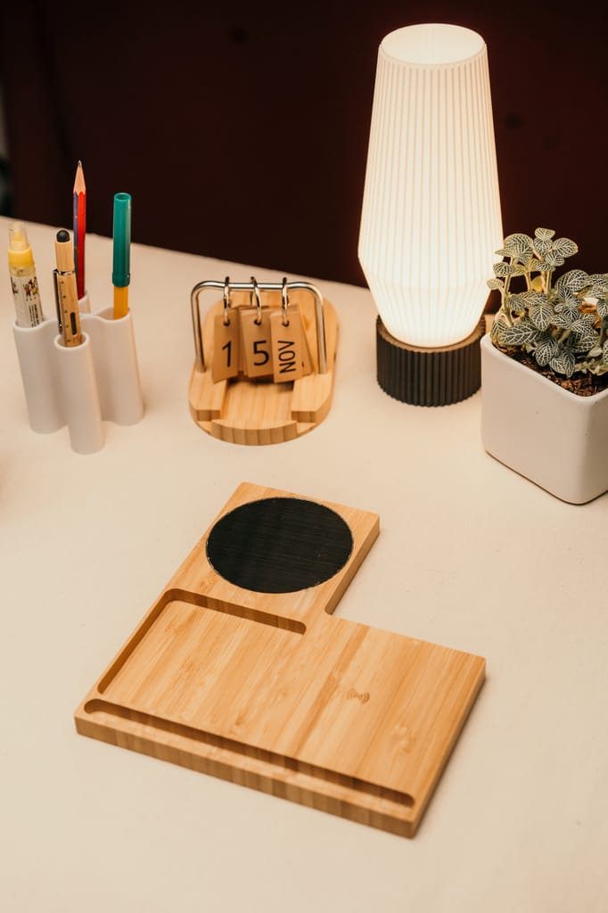 Wangari Willow 3.0 15W Wireless Charger With Cup warmer & Phone Stand