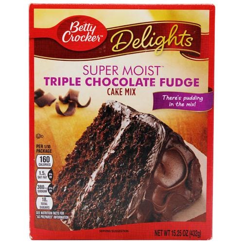 Betty Crocker Super Moist Triple Chocolate Fudge Cake Mix, Imported, 432 G