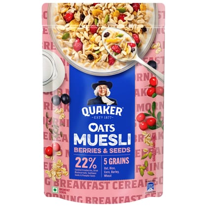 Quaker Oats Muesli, 700G, Berries & Seeds Flavour, Breakfast Oats Cereal
